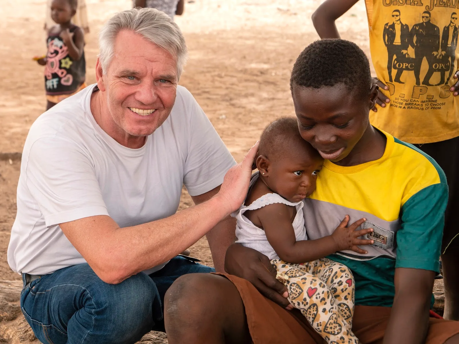 ICH - Inter-NATIONAL CHILDREN Help e.V.