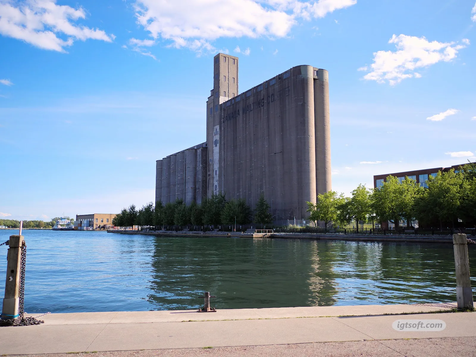 Waterfront Neighbourhood Centre