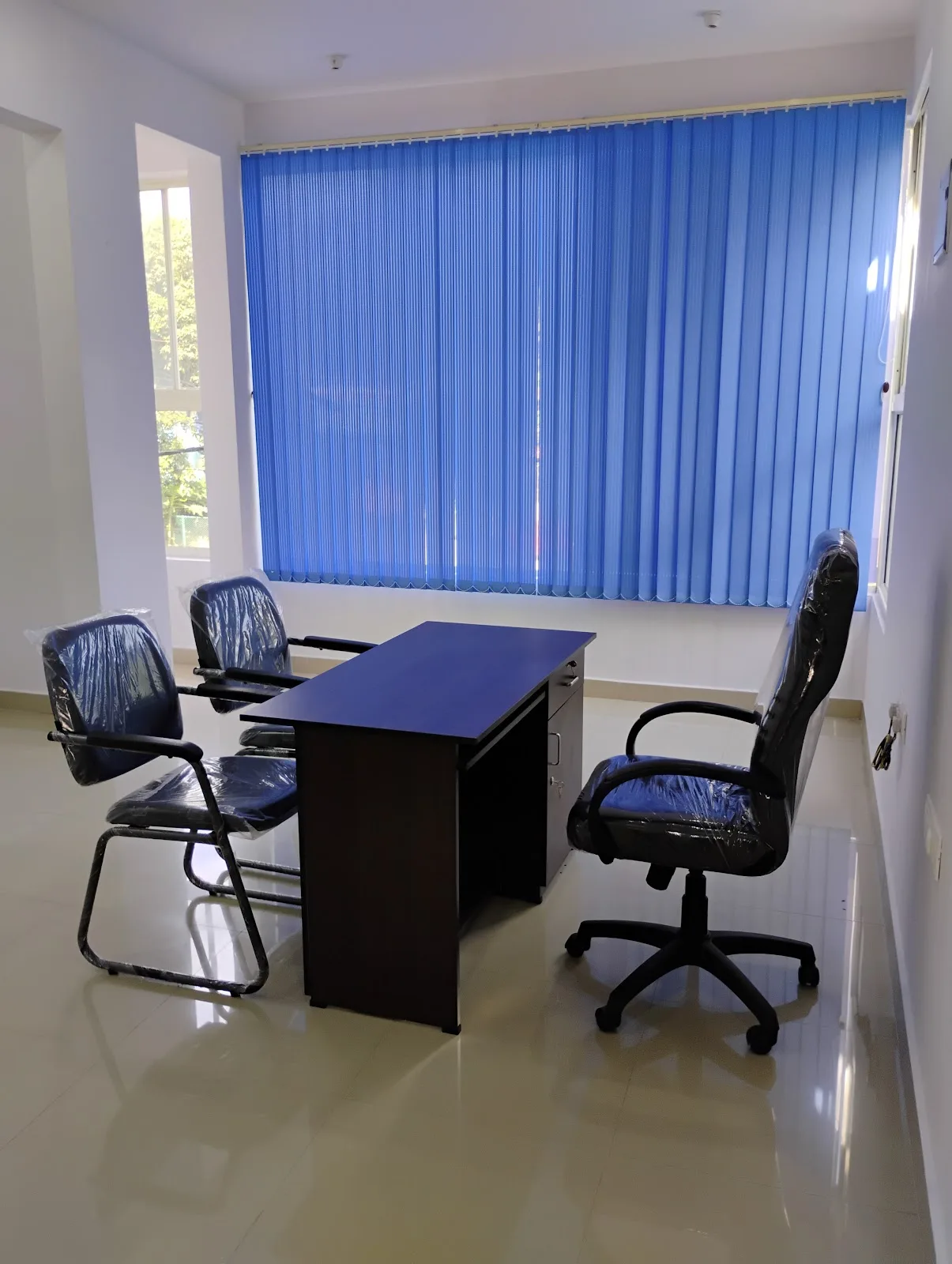 Caringwin Home Nursing Services | Elderly Care Services In Bangalore | Caretaker Services at Home | Senior Care