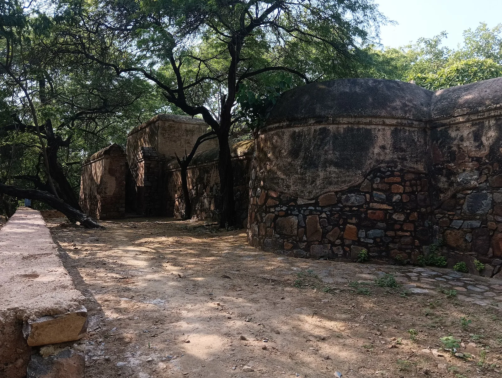 Bhuli Bhatiyari Ka Mahal