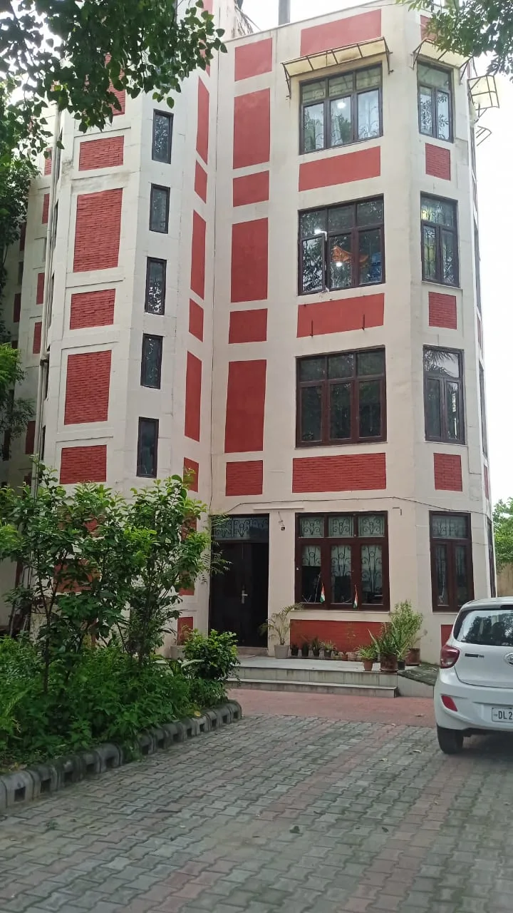BrightR.club - Delhi - Connaught Place