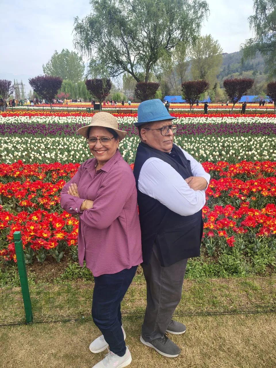 GoHappy Club: Senior Citizens Community & Group Trips