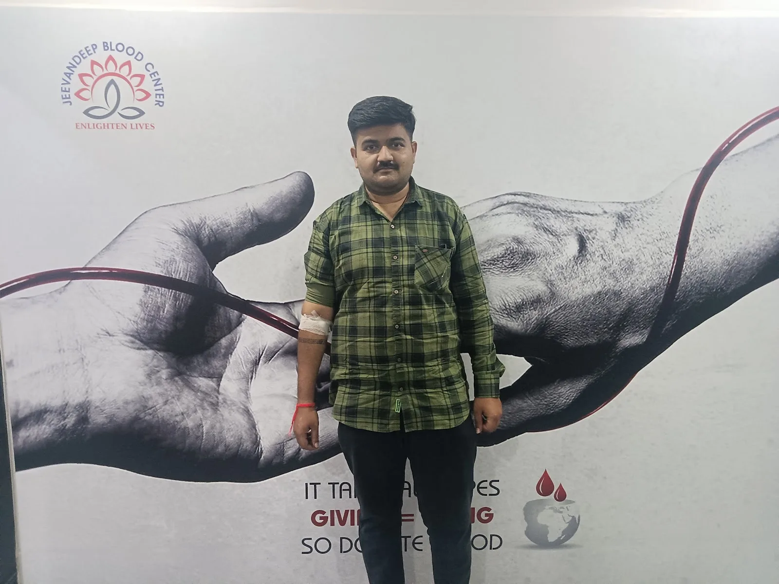JEEVANDEEP BLOOD CENTER (BANK)