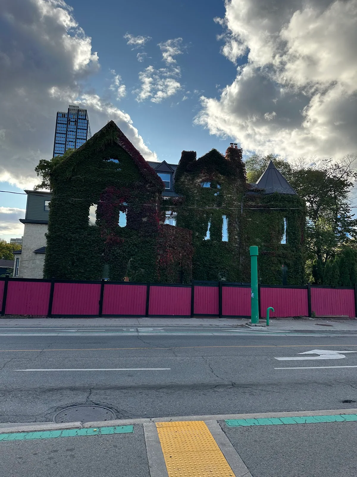 Robertson House