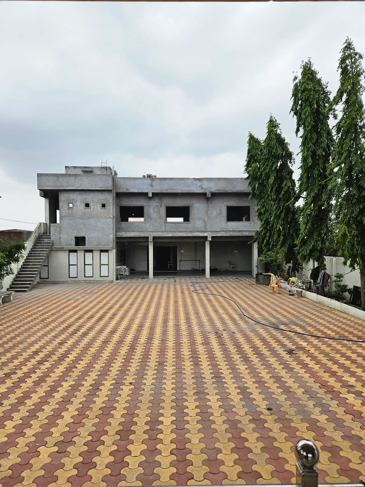 Sangani Parivar no Madh