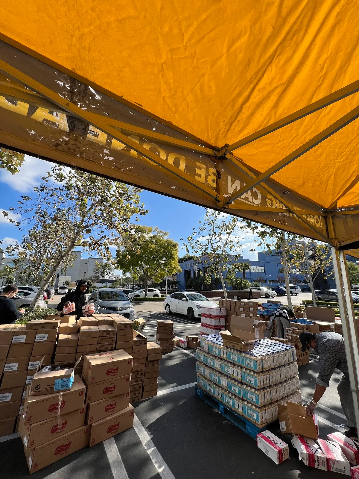 LA Community Aid