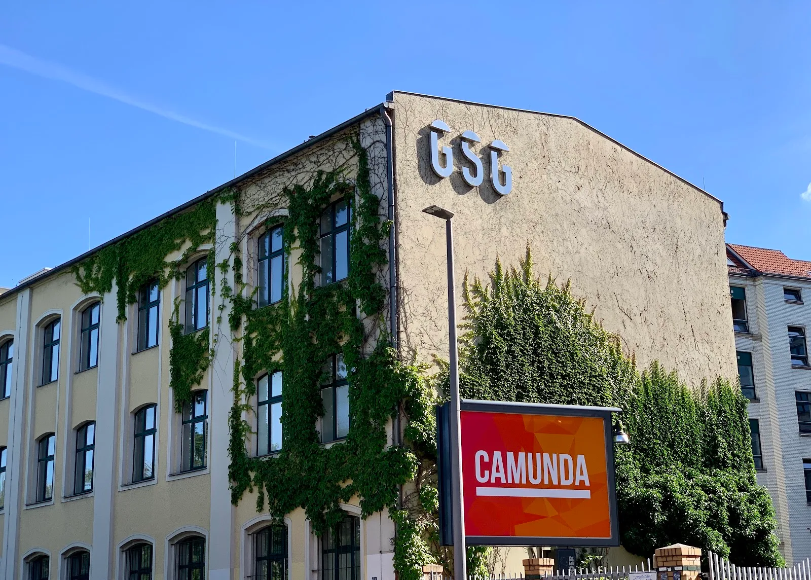 European Center for Constitutional and Human Rights (ECCHR)