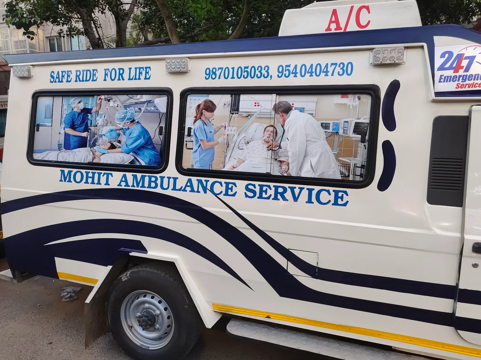 Mohit Ambulance Service