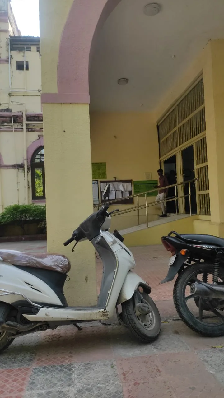 DCF Gir West Division Office