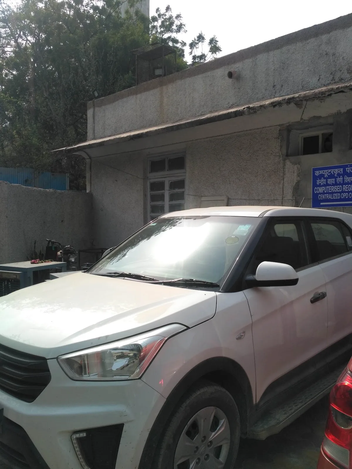 Smt Sucheta Kriplani Hospital