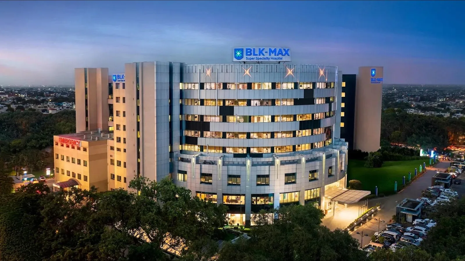BLK-Max Cancer Centre