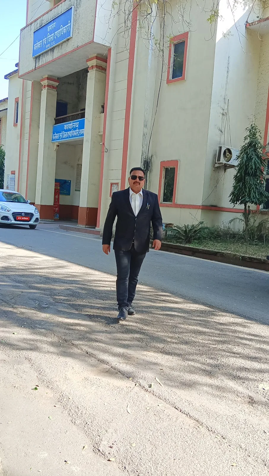 ADVOCATE PRAVEEN TRIPATHI