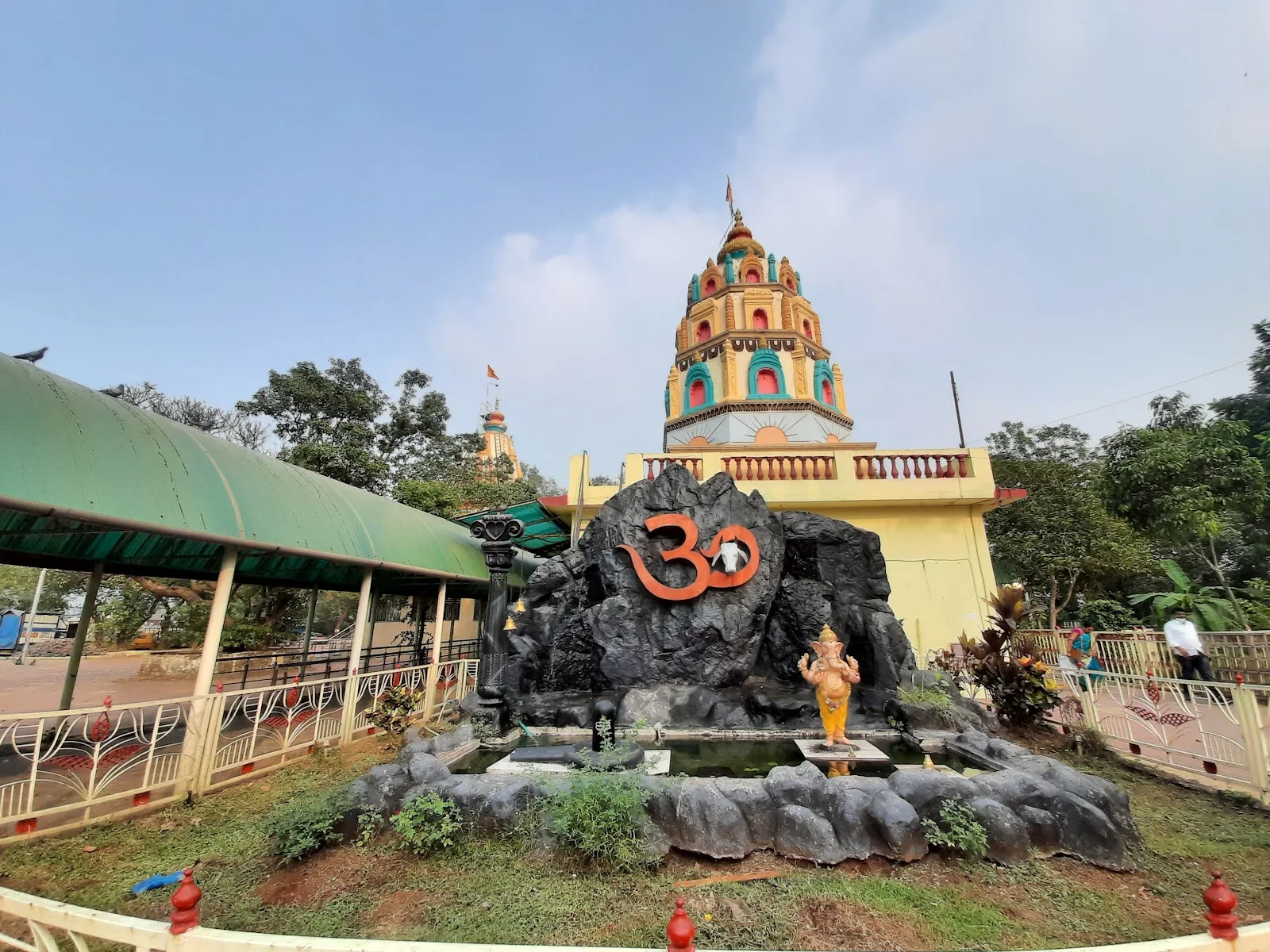 Moje Gurusthan Samadhi and Shri Datta Mandir