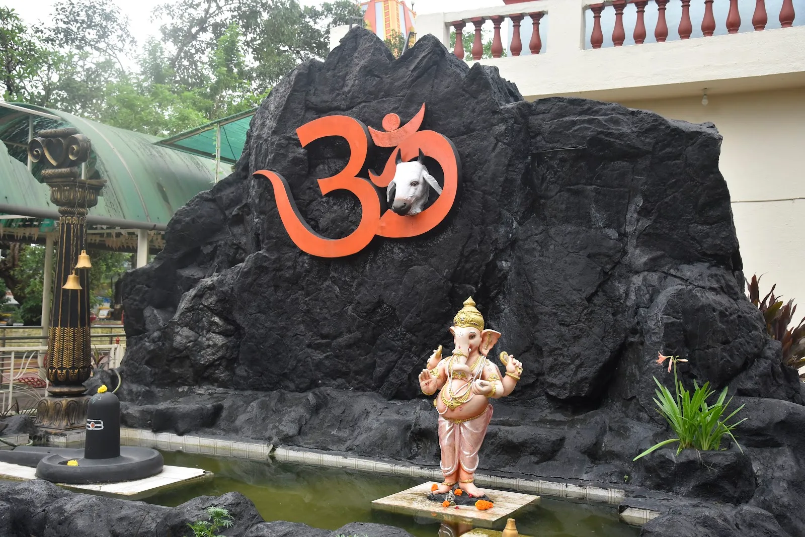 Moje Gurusthan Samadhi and Shri Datta Mandir
