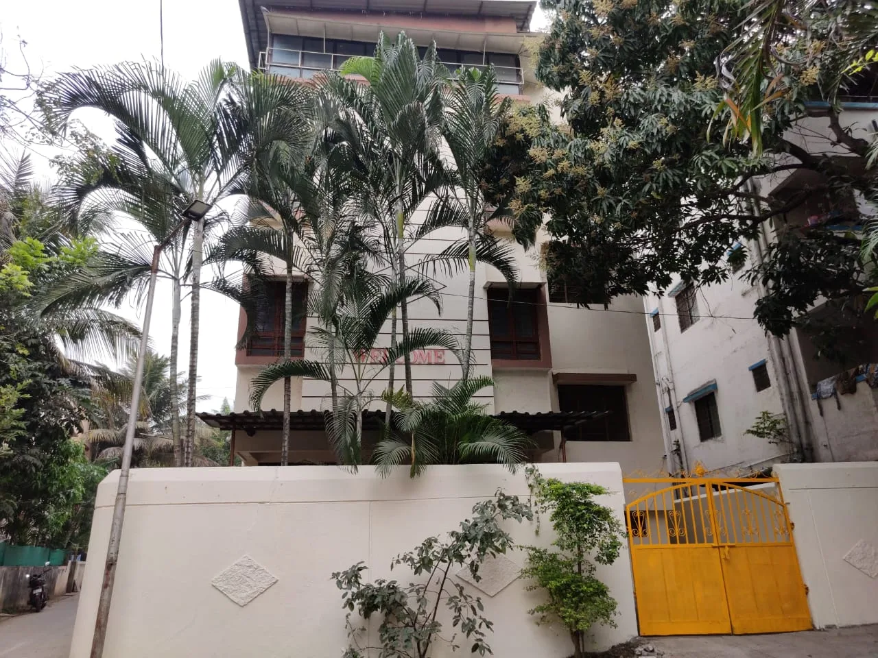 Aarambh senior citizens Home & Day care center
