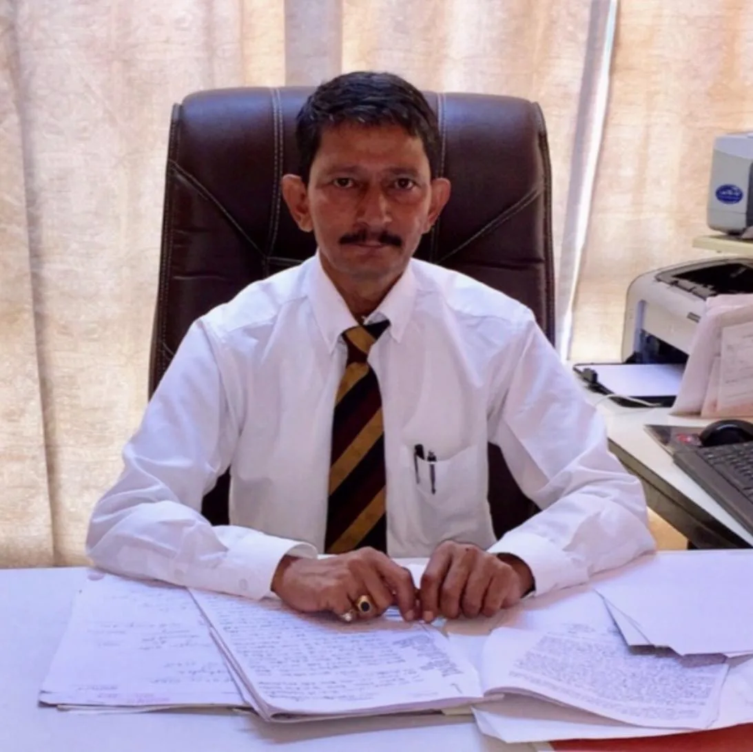 Advocate Sanjaydan Gadhvi (Best Advocate & Notary in Jamnagar)