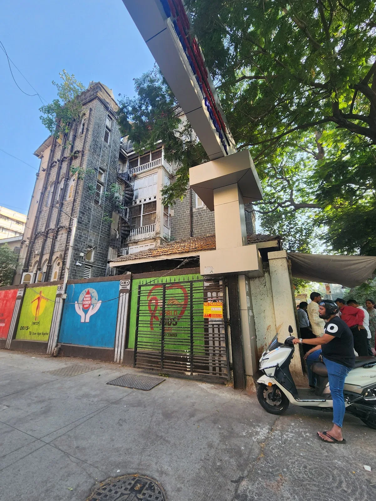 BMC Gokuldas Tejpal Hospital Blood Bank