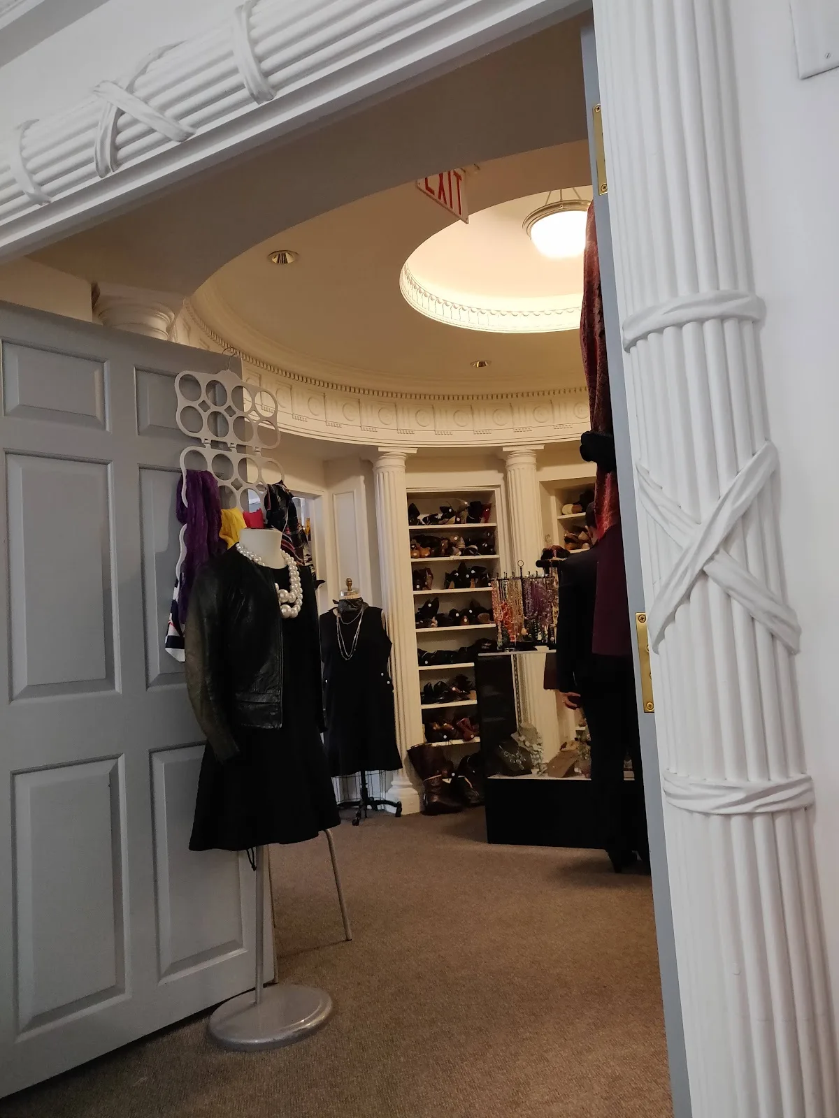 Bottomless Closet