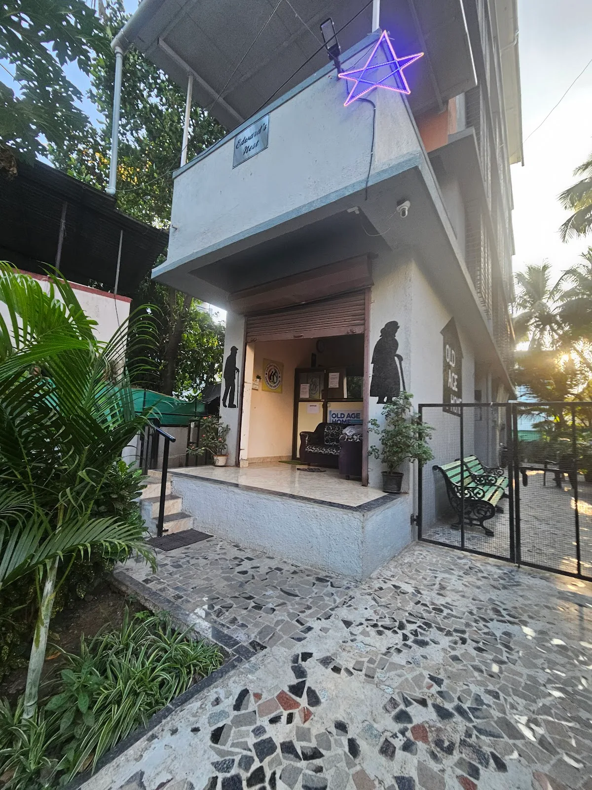 Logos Old Age Home