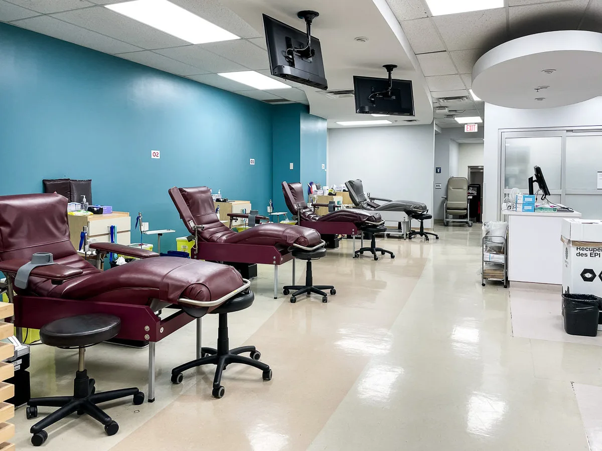 Canadian Blood Services, King St.