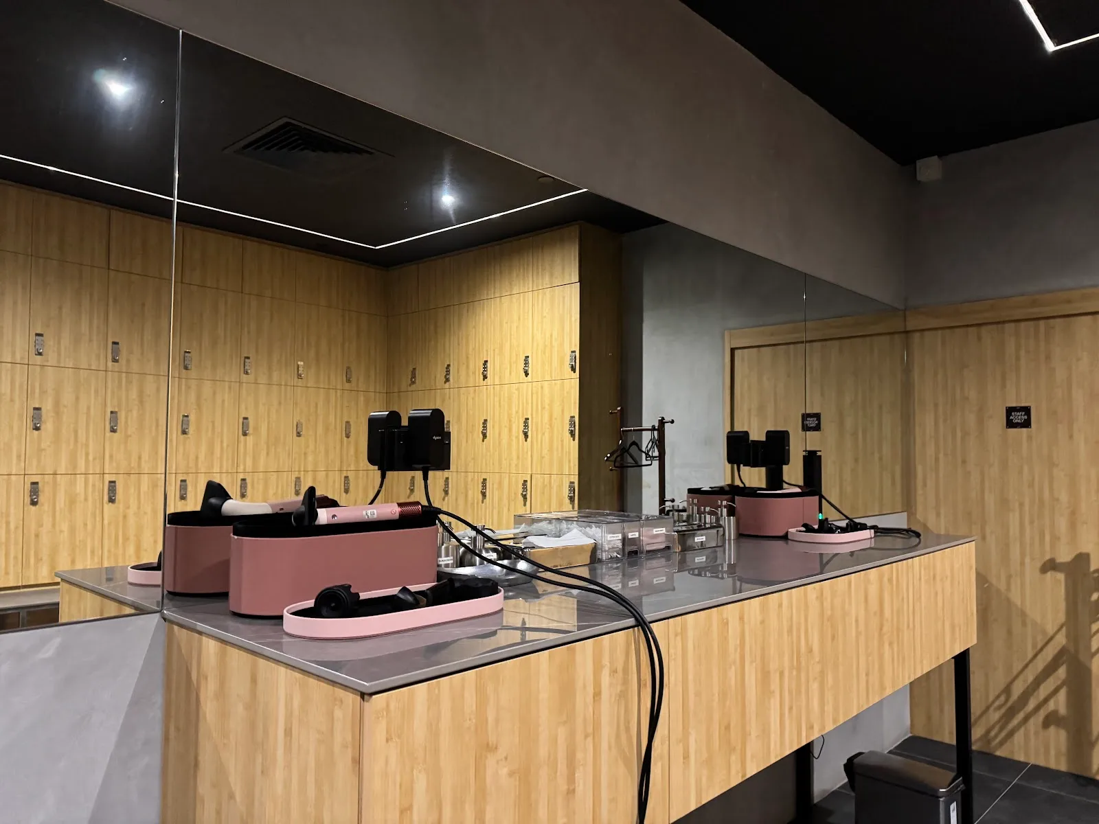 Shelter by RF - Ice Bath & Sauna