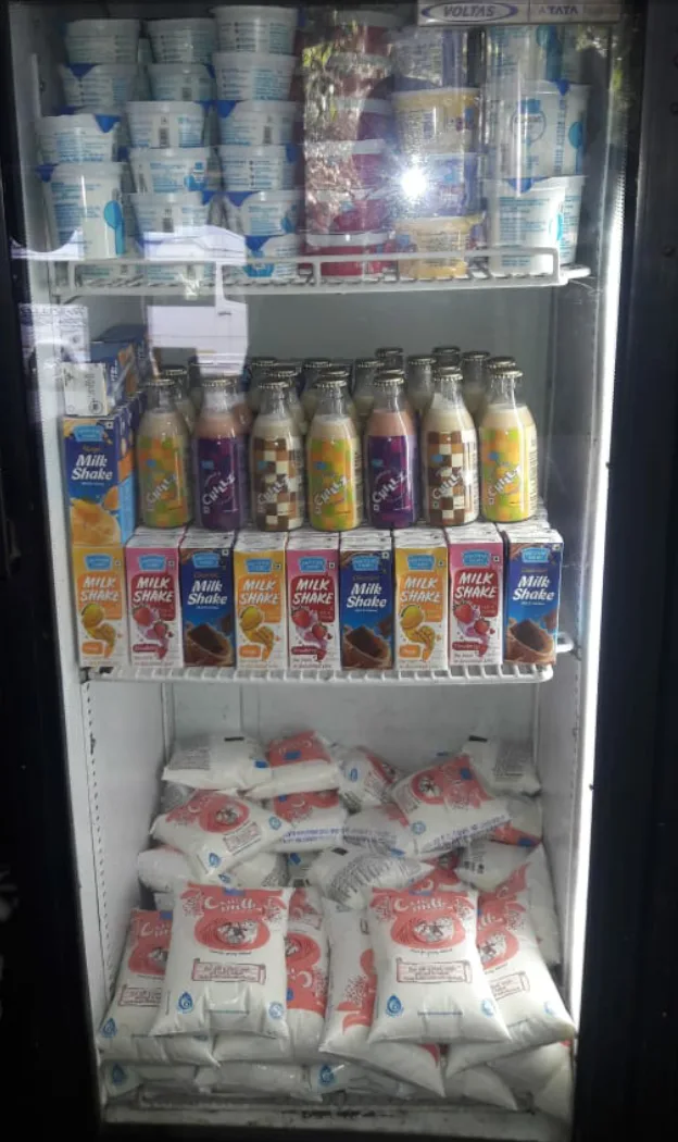 Mother Dairy Milk Shop 211, Connaught Place, New Delhi