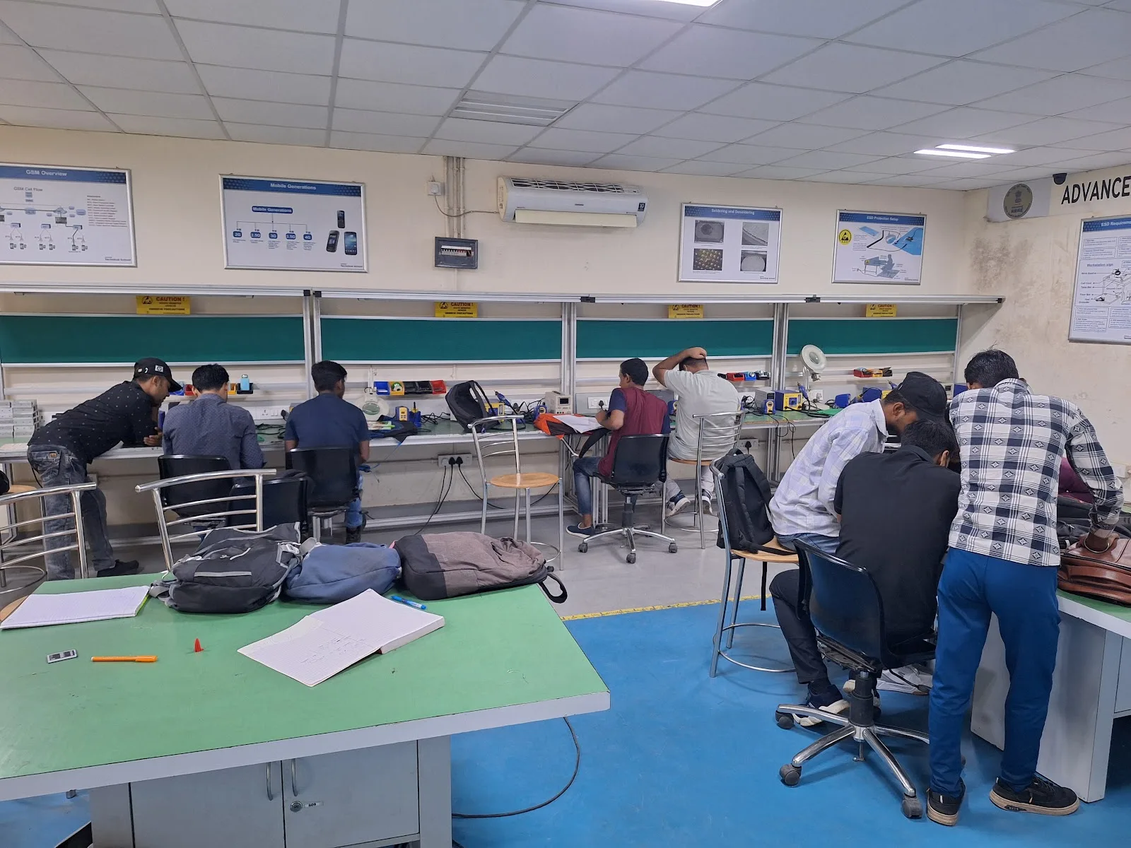 ELECTRONICS SERVICE AND TRAINING CENTRE, DELHI