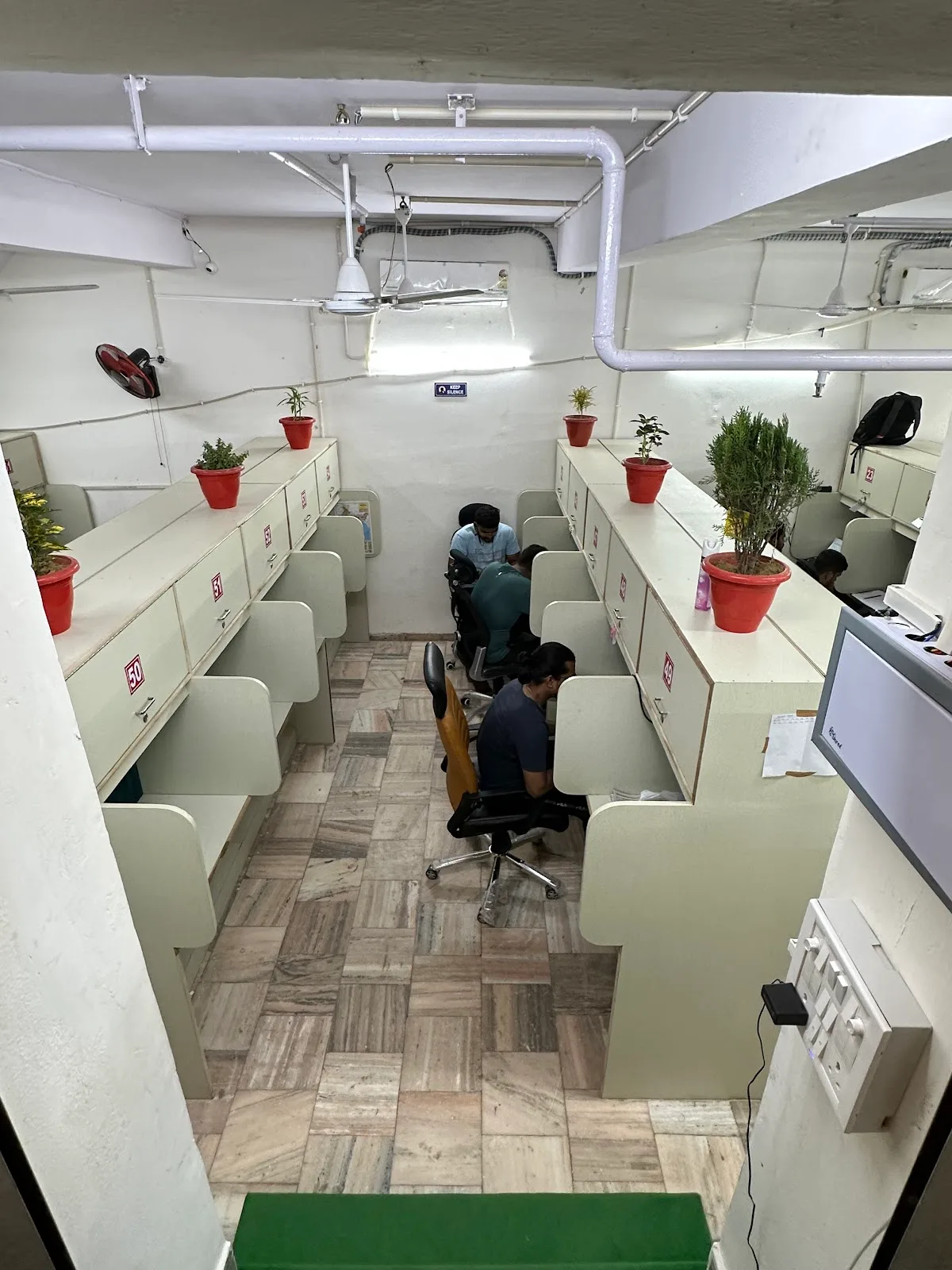 Aspirant Library Karol Bagh