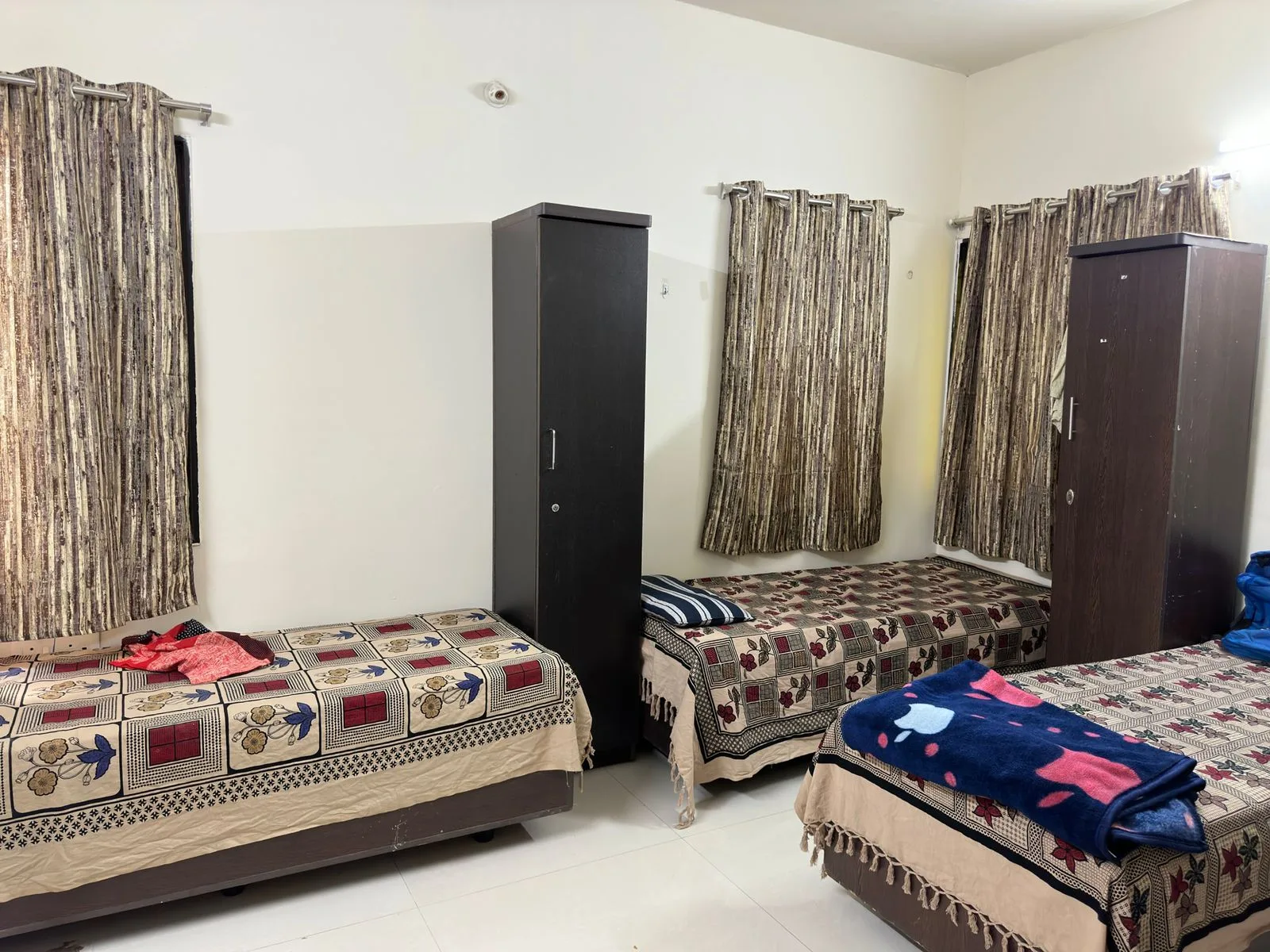Divine Girls Hostel