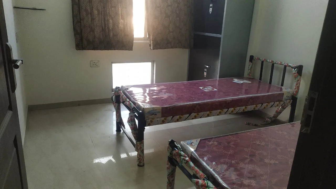 Chirag Paying Guest Hiranandani Estate Thane