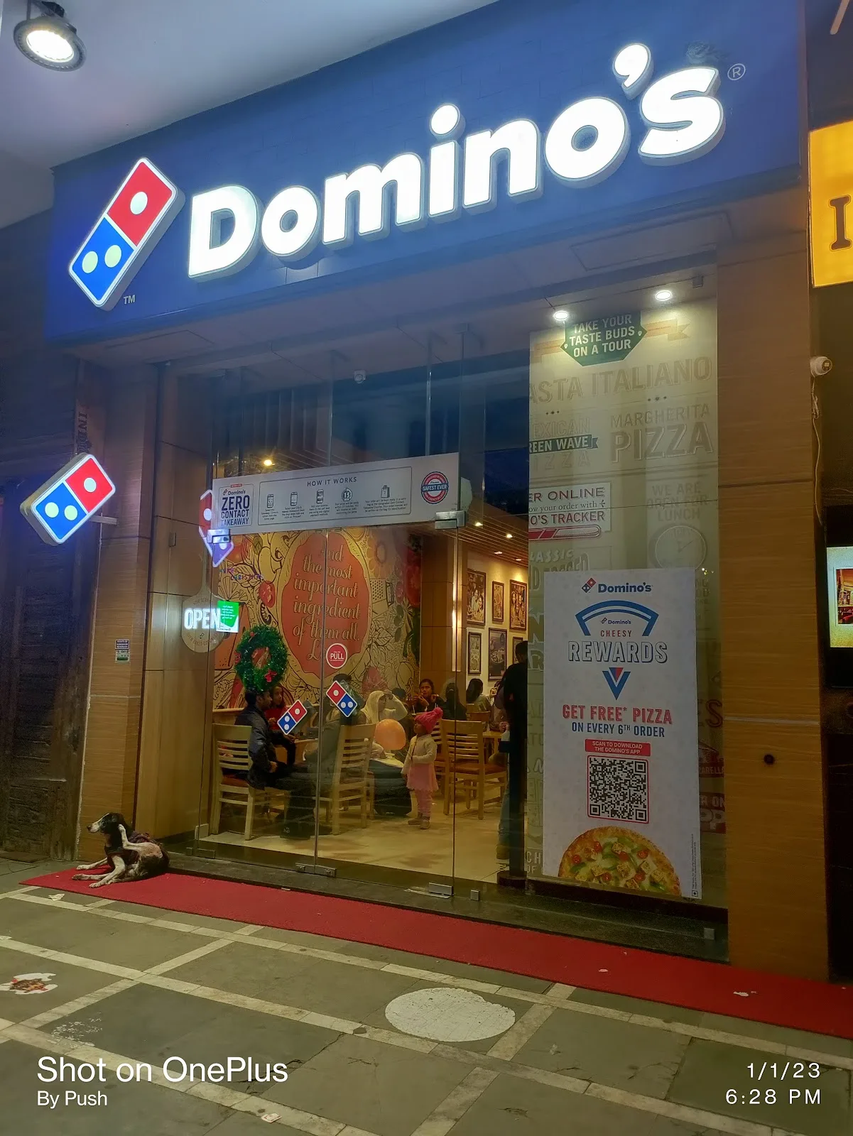 Domino's Pizza | Connaught Place, New Delhi