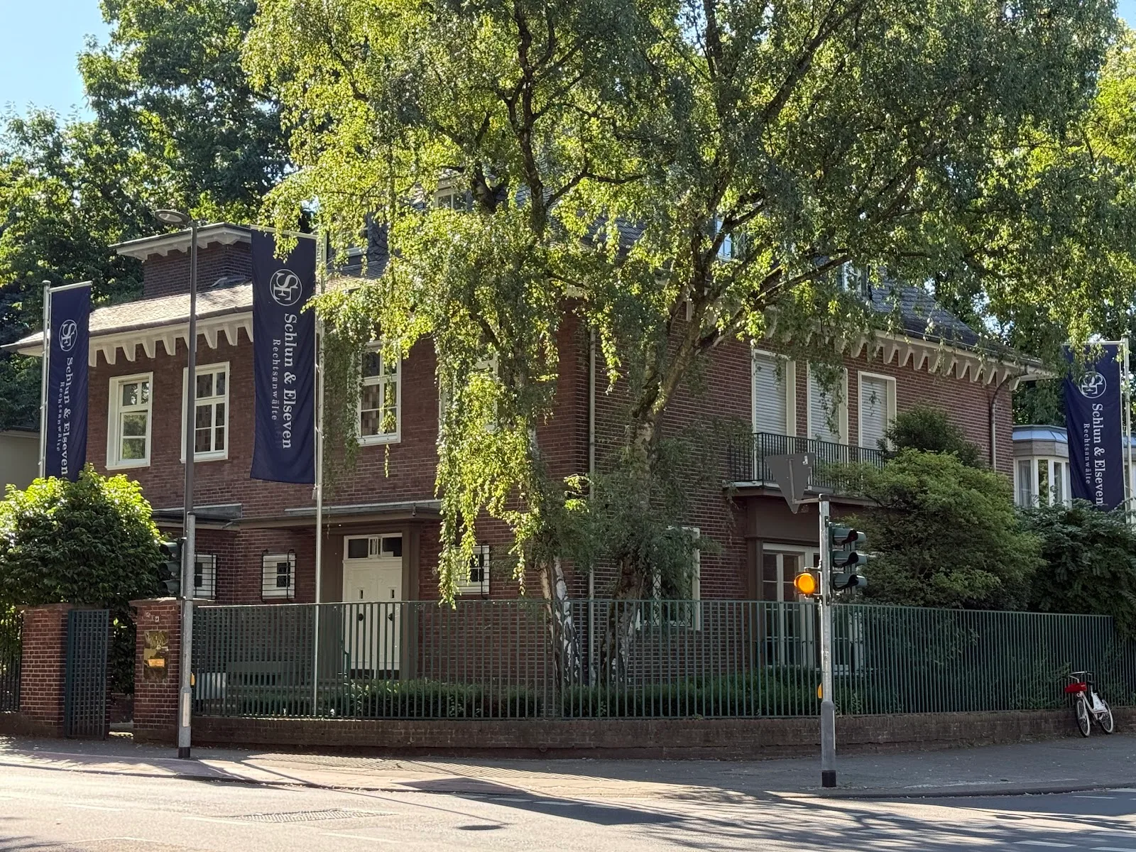 Schlun & Elseven Lawyers