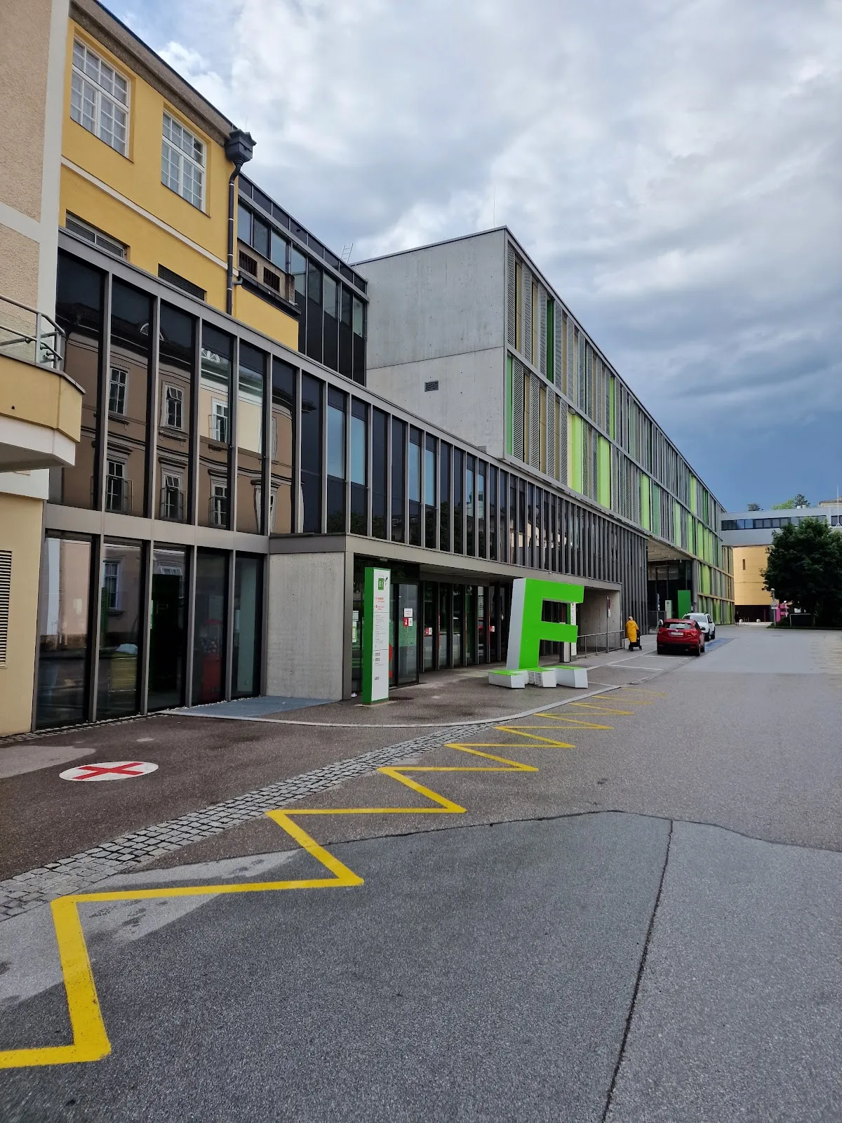 Landeskrankenhaus Salzburg (SALK) - Universitätsklinikum der PMU