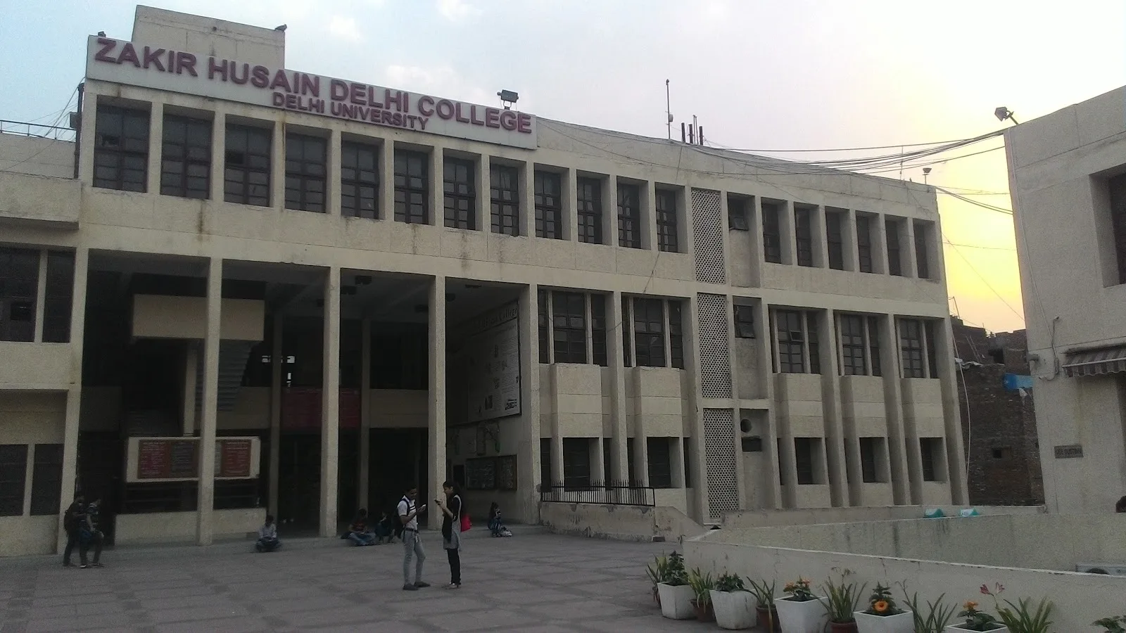 Mirza Mehmood Begh Library Zakir Husain Delhi College