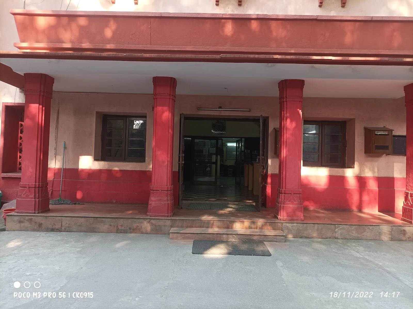 Dyal Singh Public Library