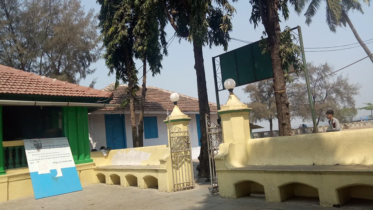Pirwadi Darga