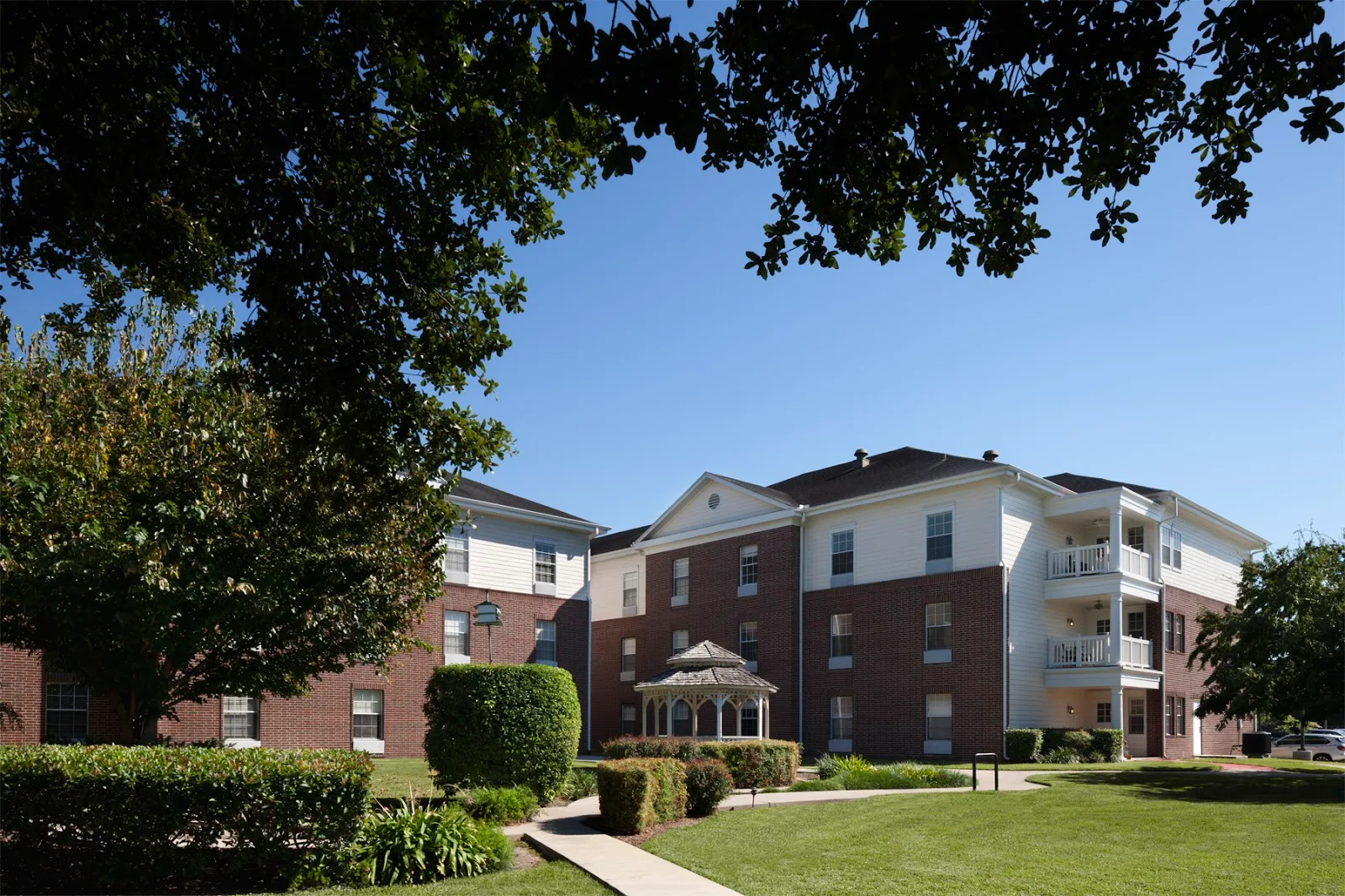 Belmont Village Senior Living West University