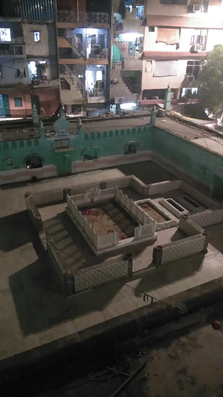 Dargah Sayyad Hassan Panchkuian Road