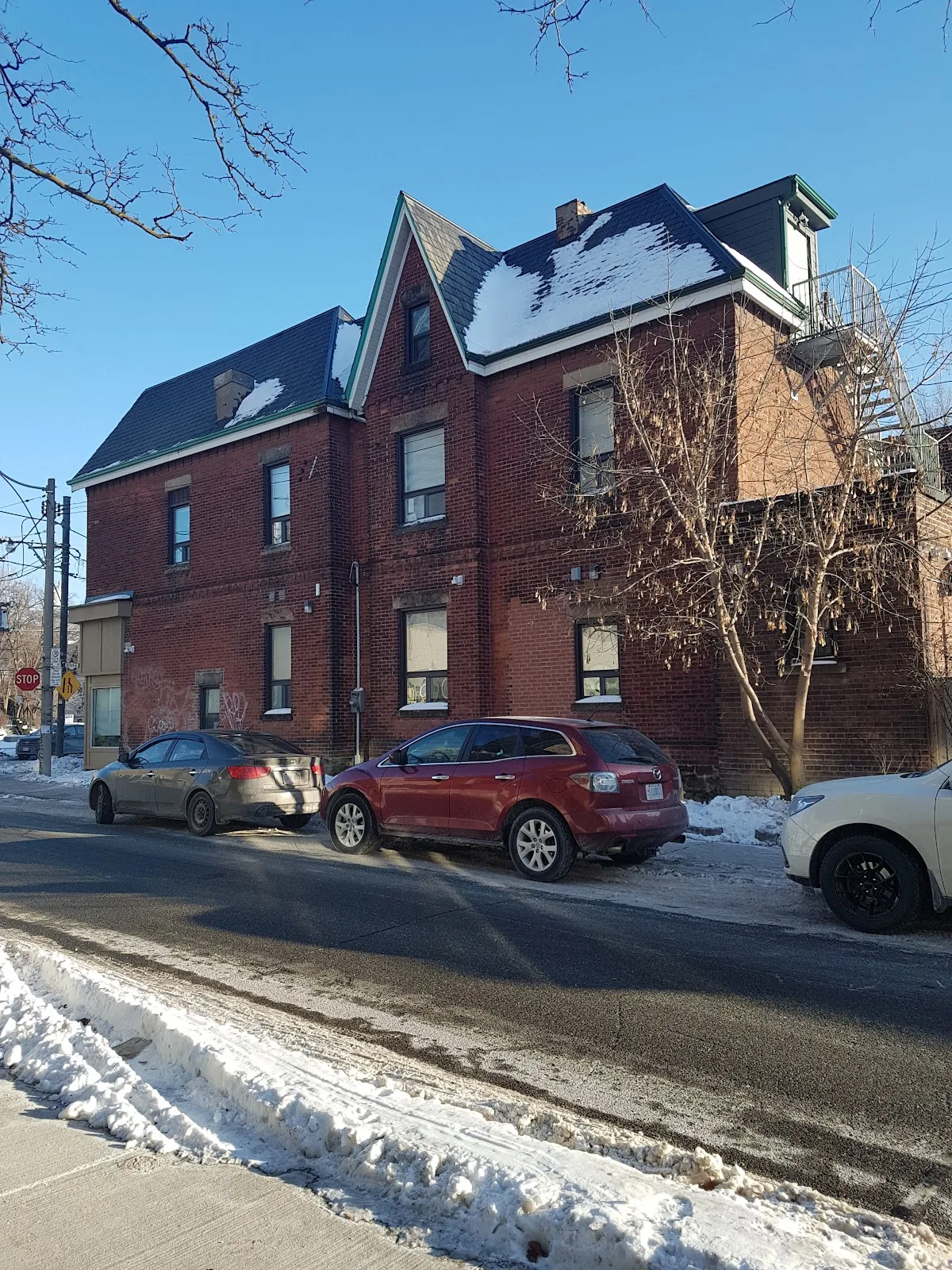 Native Men's Residence
