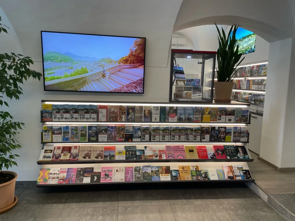 Tourist Information Mozartplatz