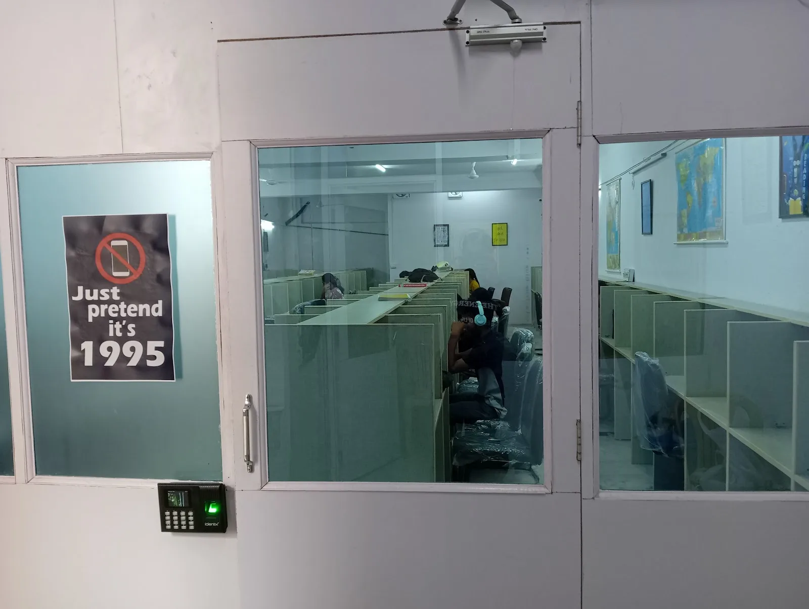 Navyug library