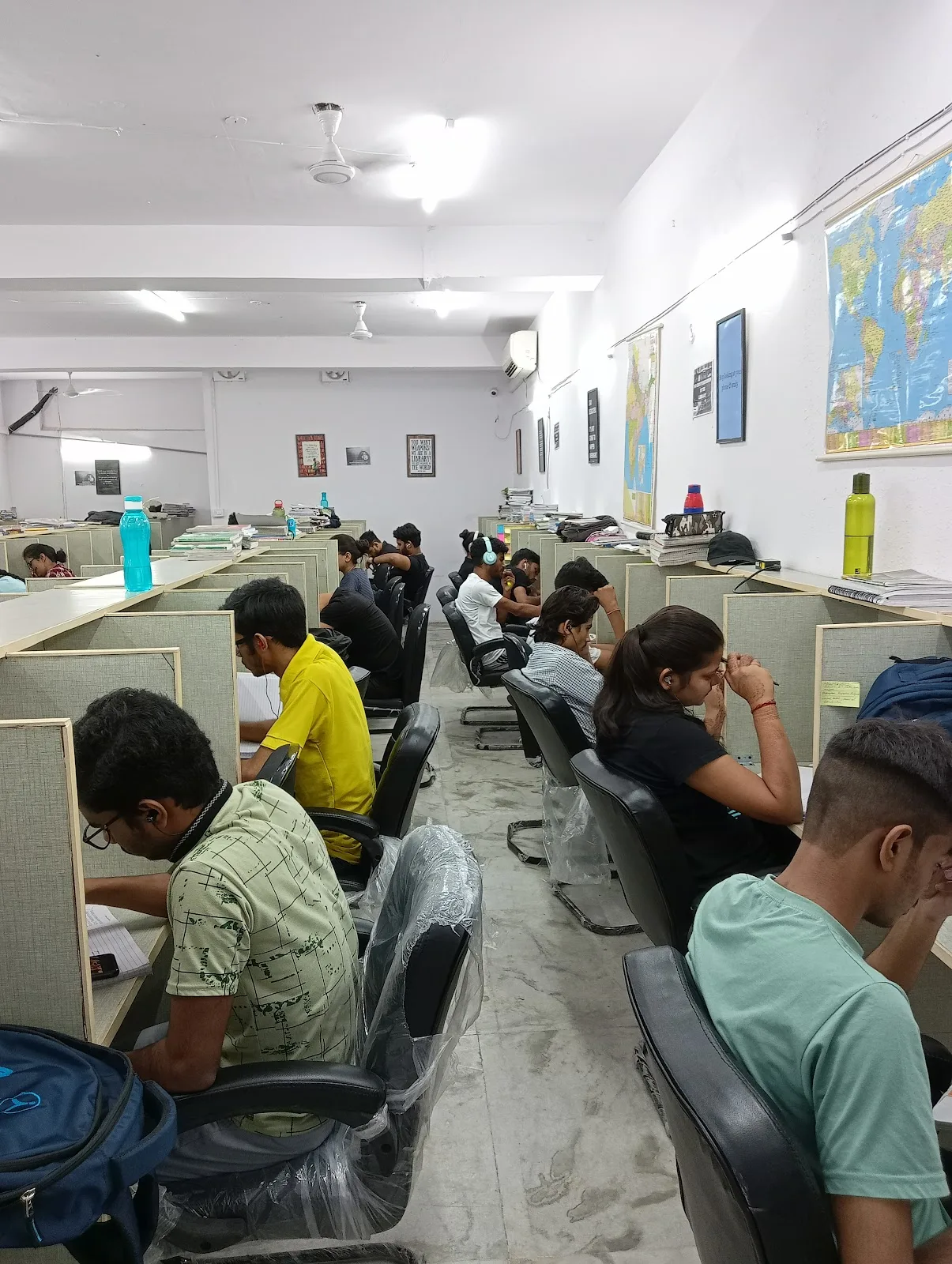 Navyug library