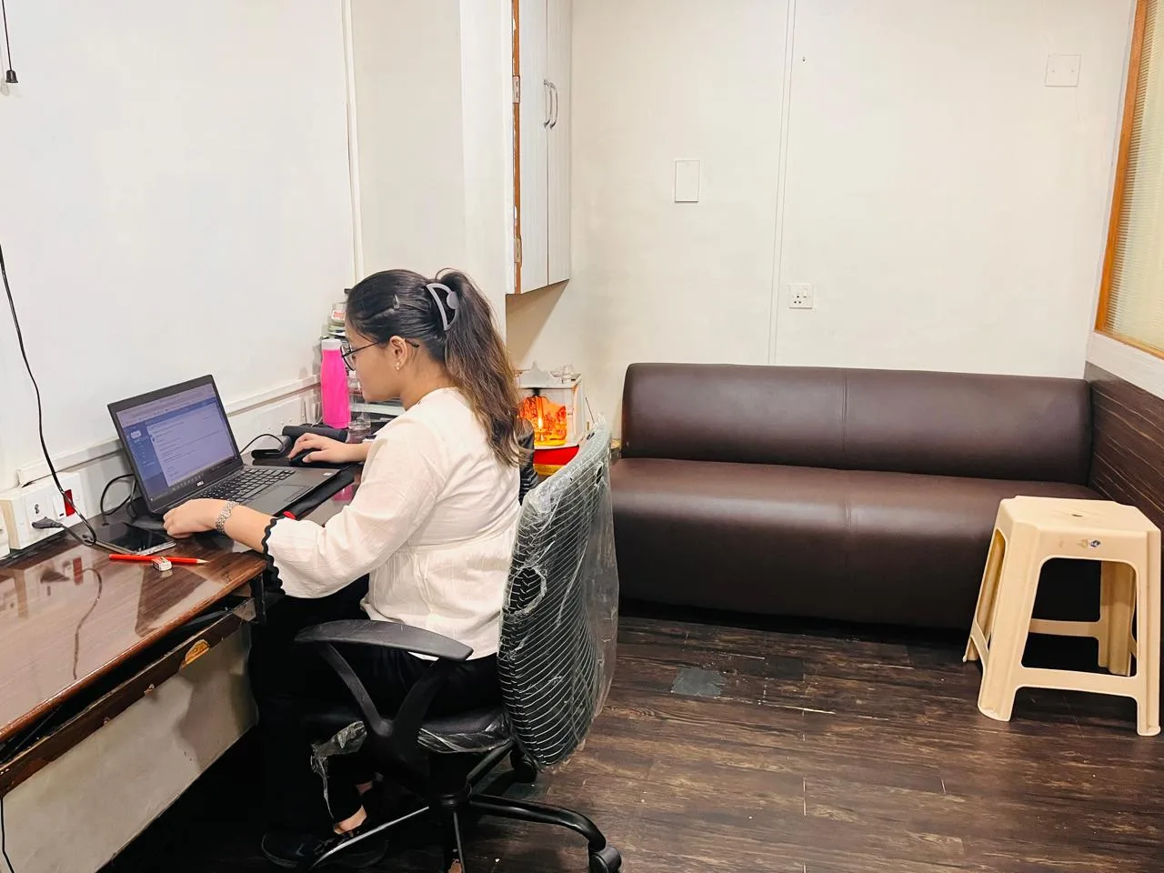 Priyanka Yadav & Associates I Company Secretary | Navi mumbai I Vashi | Belapur | Mumbai