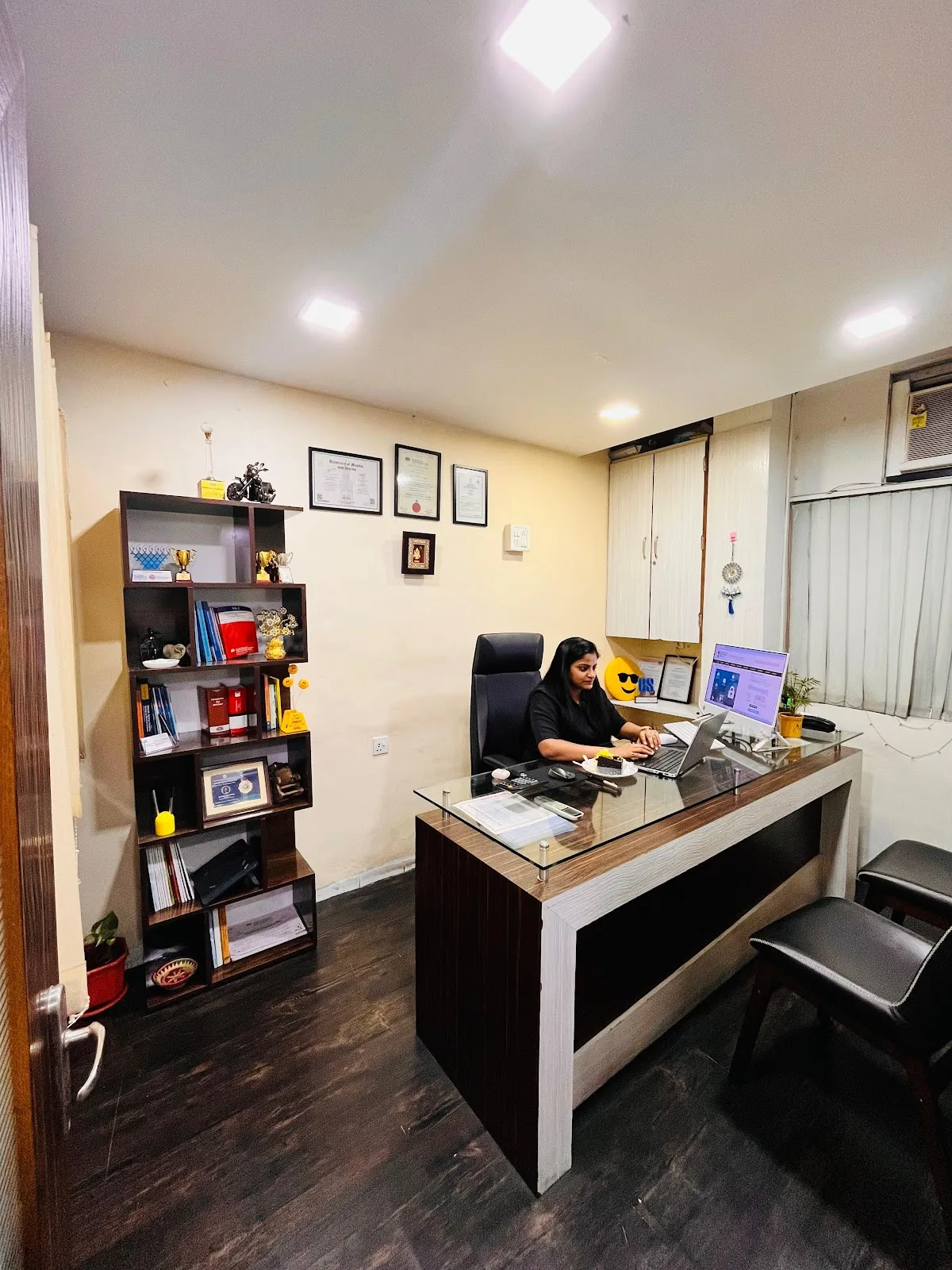 Priyanka Yadav & Associates I Company Secretary | Navi mumbai I Vashi | Belapur | Mumbai