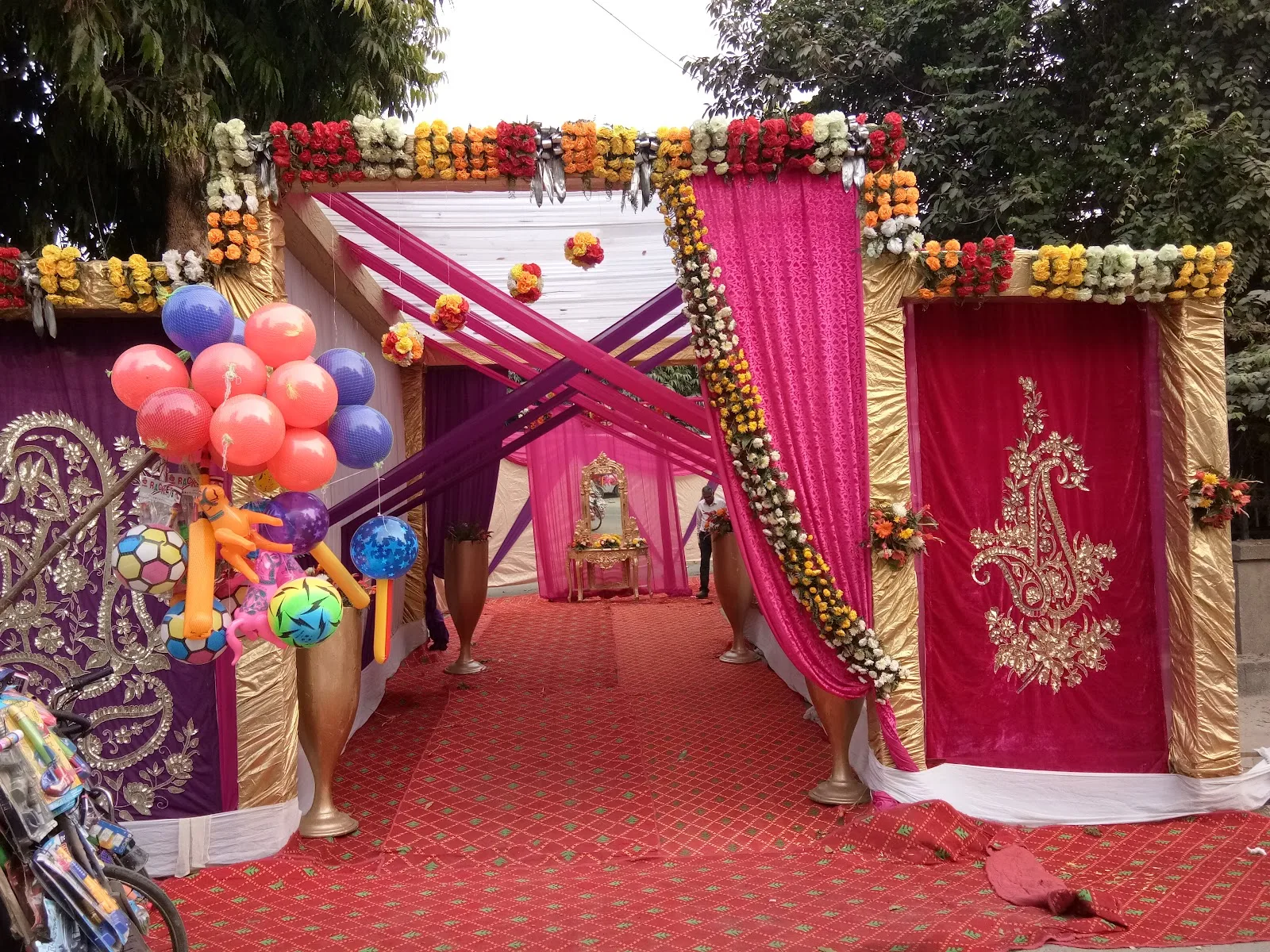 Sadiq Nagar Community Center Barat Ghar
