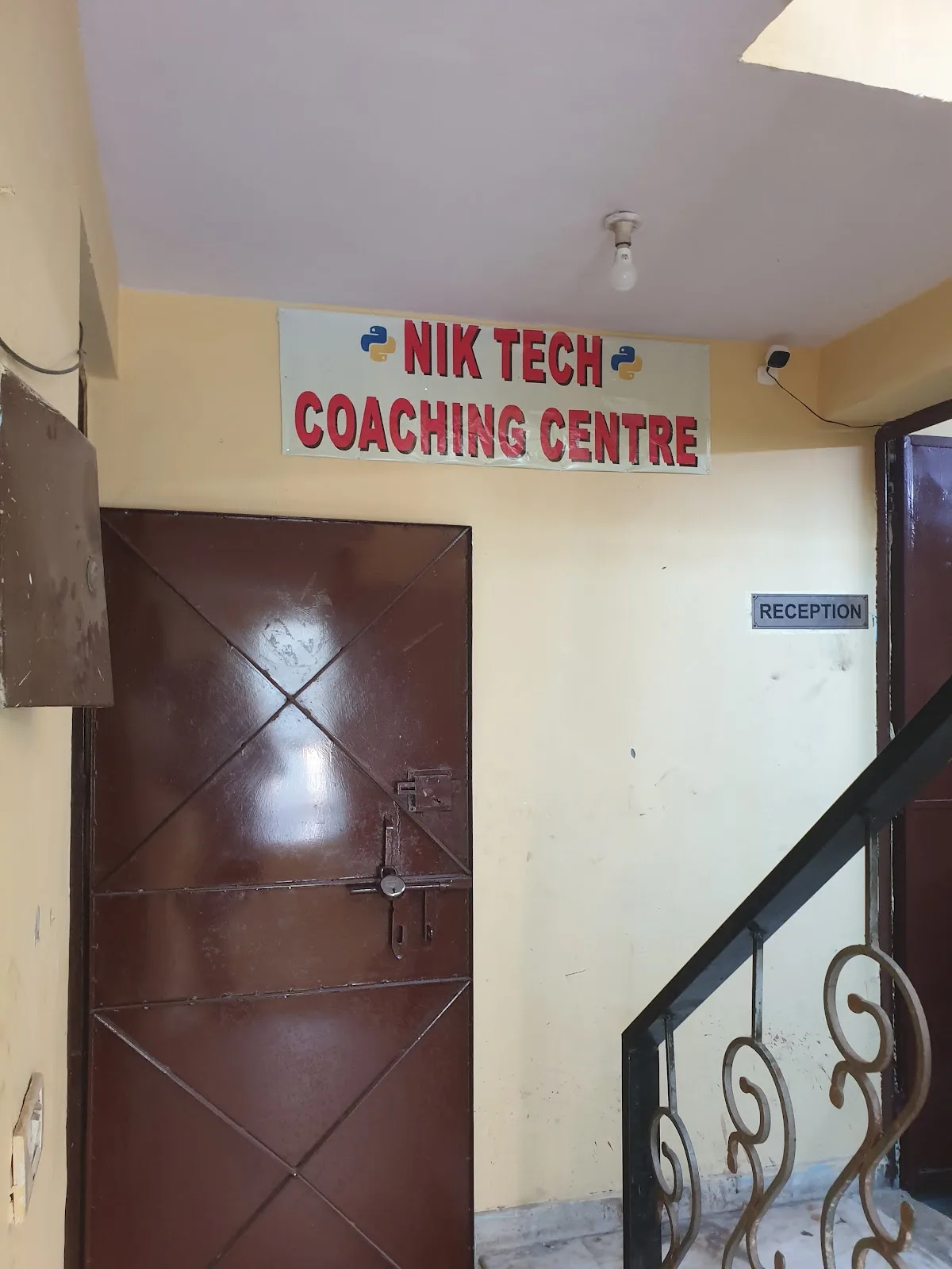 Best Physics and Chemistry Coaching Classes- NTCC(NIK TECH COACHING CENTRE)