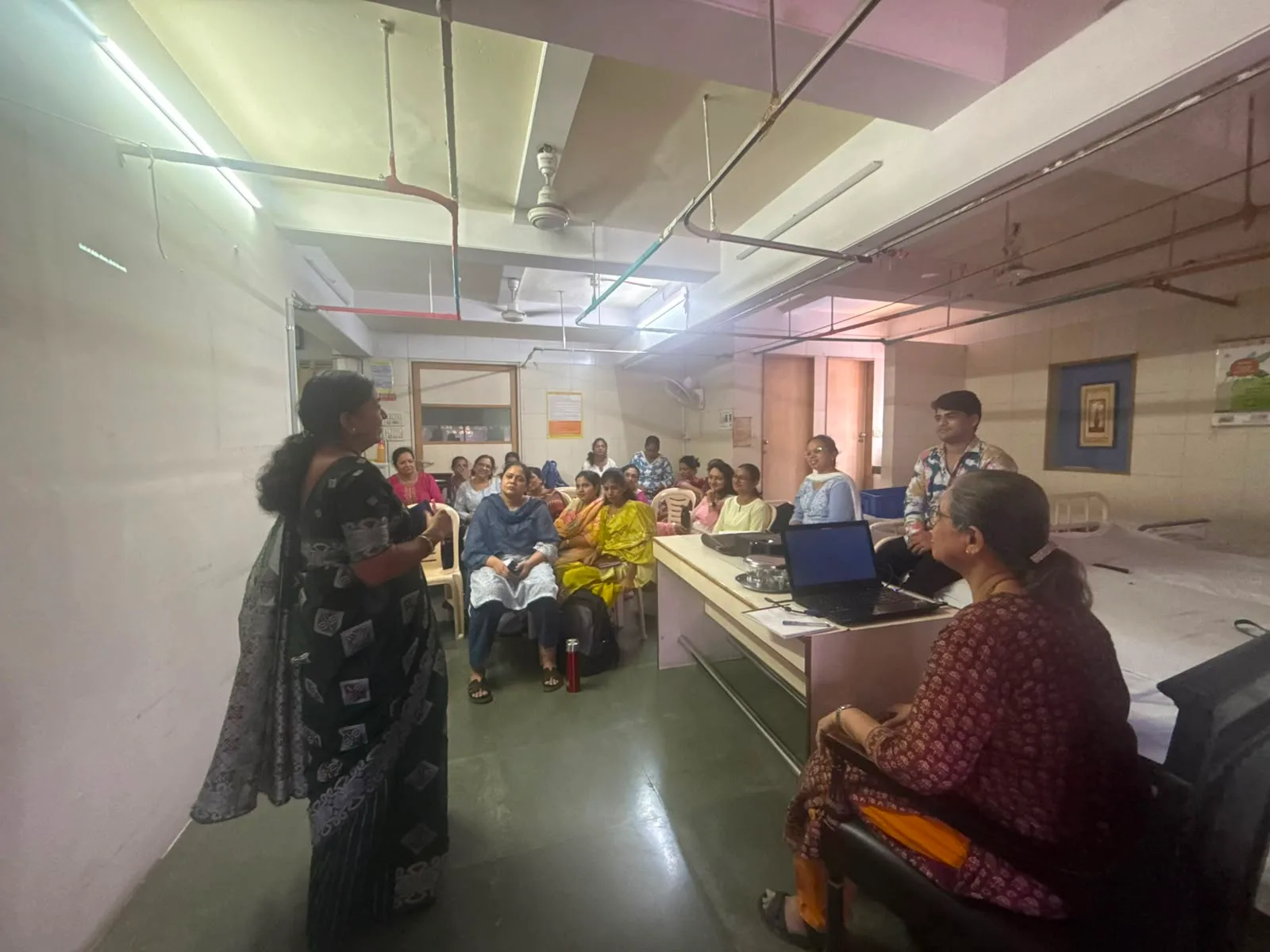 Family Planning Association of India 'Kutumb Niyojan Adarsh Kendra' KNAK (Thane District Project)