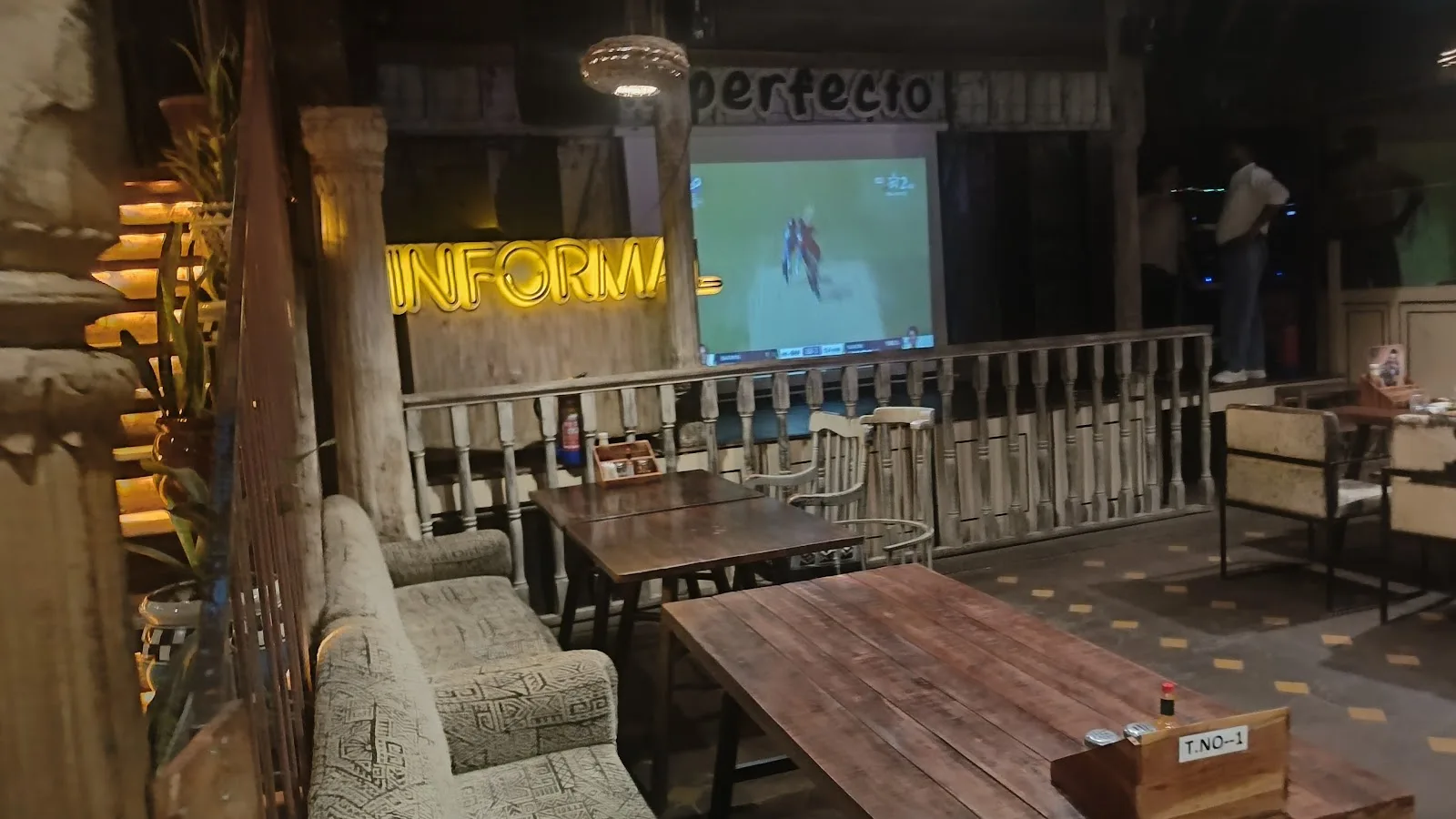 Informal by İmperfecto