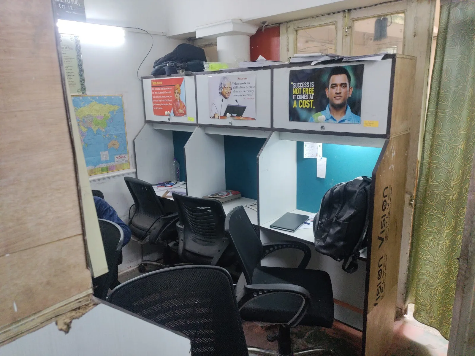 Guru Tegh Bahadur KHALSA LIBRARY