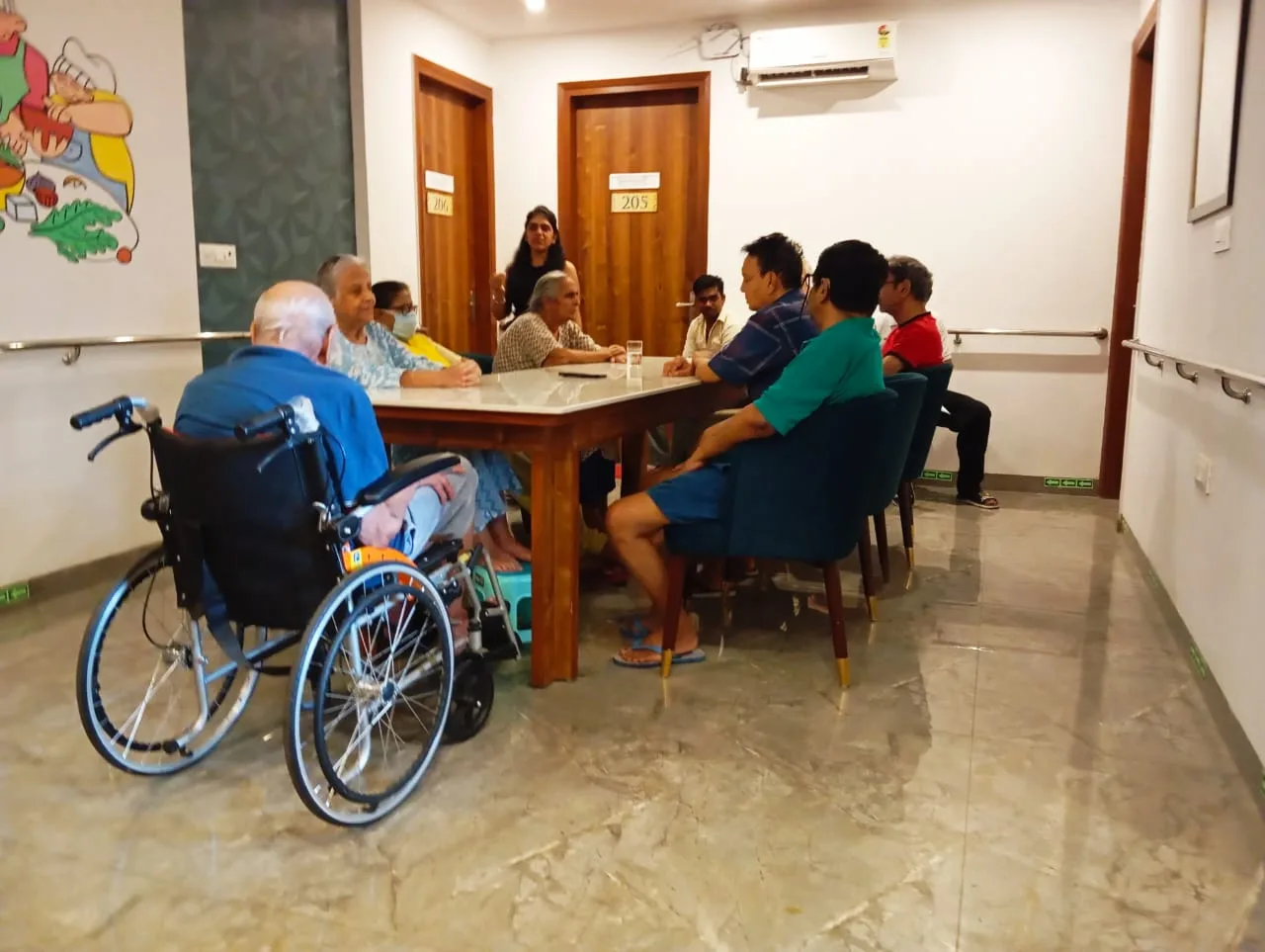 Gracias Living, Senior Citizen's Home, Assisted Living, Dementia Care Home, Luxury Old Age Homes in Gurgaon